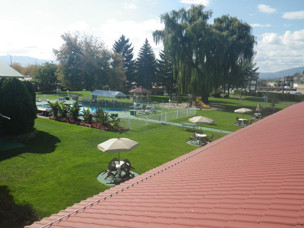 Okanagan Seasons Resort Kelowna Exterior foto