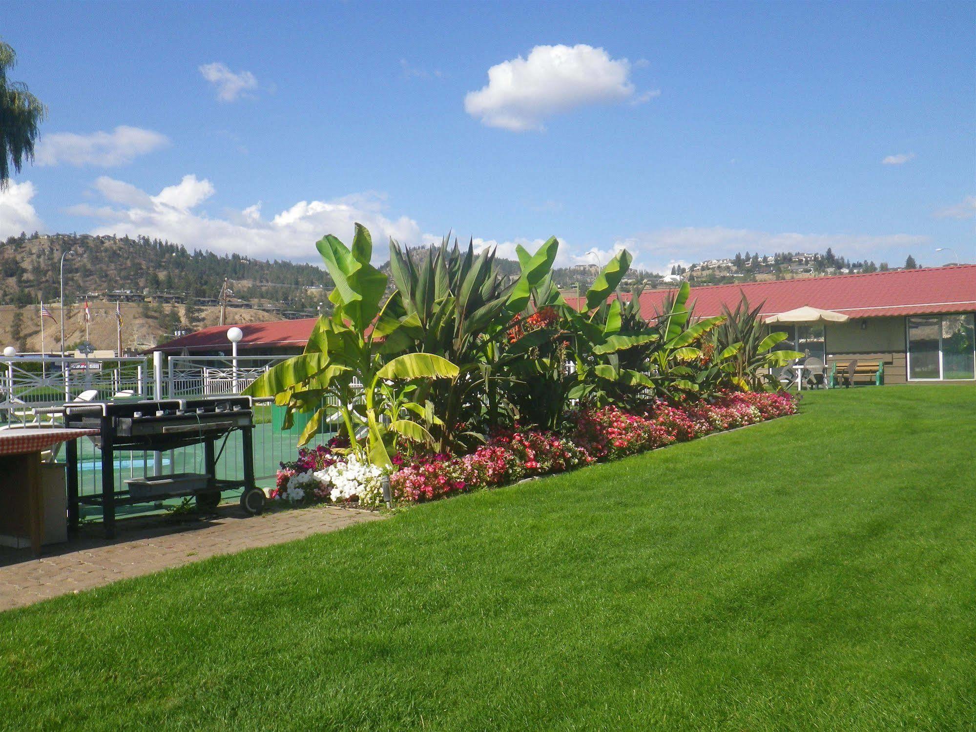 Okanagan Seasons Resort Kelowna Exterior foto